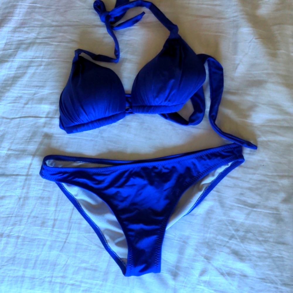 Purple bikini